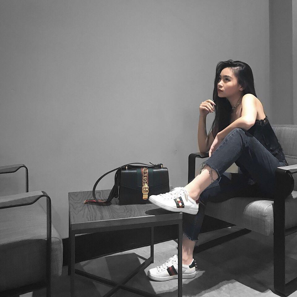 Cô nàng còn được biết đến là tín đồ hàng hiệu với những chiếc túi xách đến từ thương hiệu đình đám như Hermes, Dior, Chanel, Gucci... Ảnh: Tổng hợp