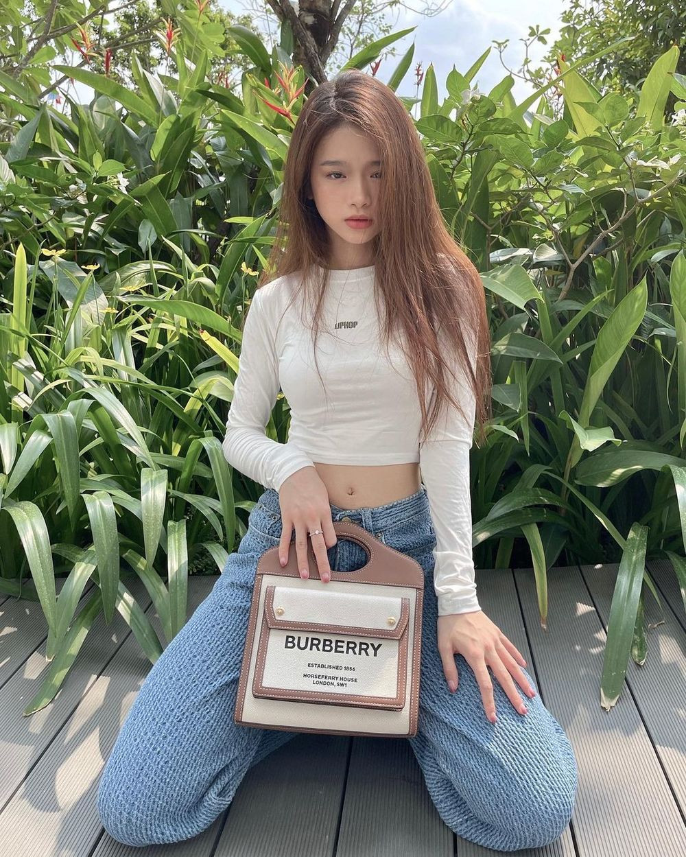 Linh Ka từng tự nhận tiêu hoang đến 200 triệu mỗi tháng khiến ai cũng "choáng". Ảnh: FBNV