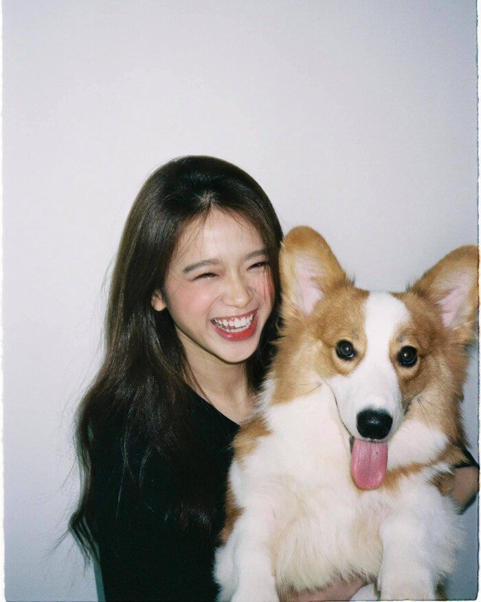 Dù từng là một cái tên gây tranh cãi nhưng cuộc sống hiện tại của Linh Ka khiến nhiều người phải ngưỡng mộ.