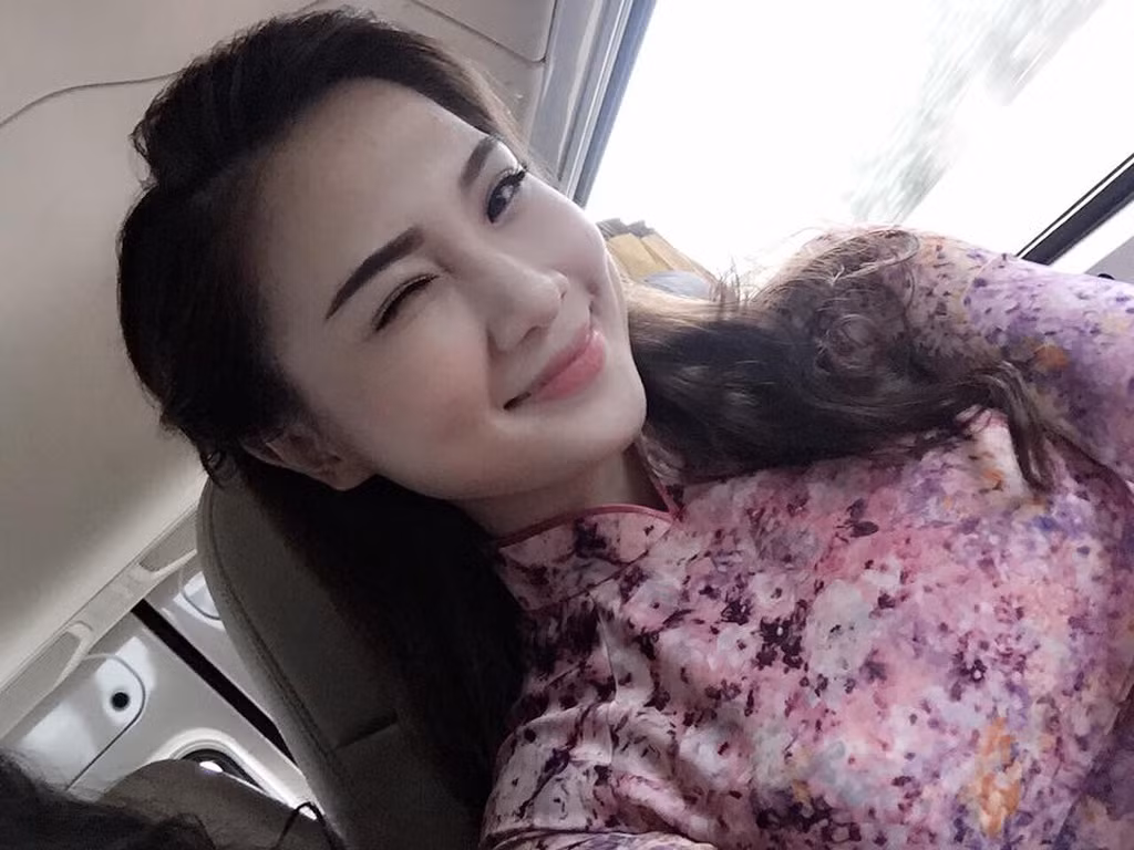 Cô nàng từng tiết lộ bản thân chịu áp lực kém nên chỉ muốn dành thời gian cho gia đình, bạn bè hơn.