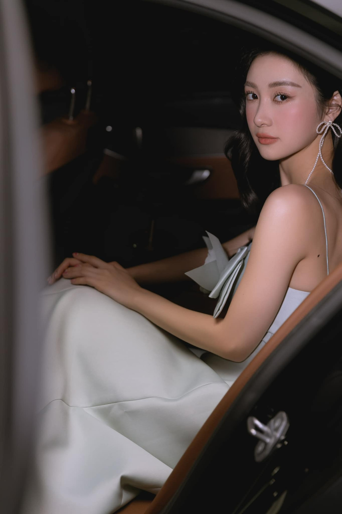 Chẳng những theo đuổi nghiệp diễn xuất, cô nàng còn đang là một người mẫu ảnh với lượng fan hùng hậu.