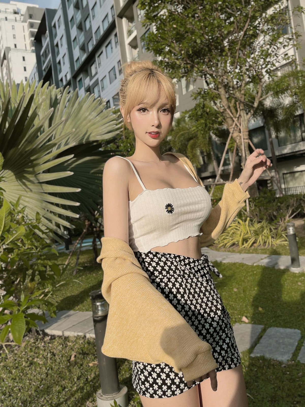 Netizen đang vô cùng mong ngóng được thấy sự xuất hiện của gái đẹp này trong cuộc thi chính thức năm nay. Ảnh: FBNV