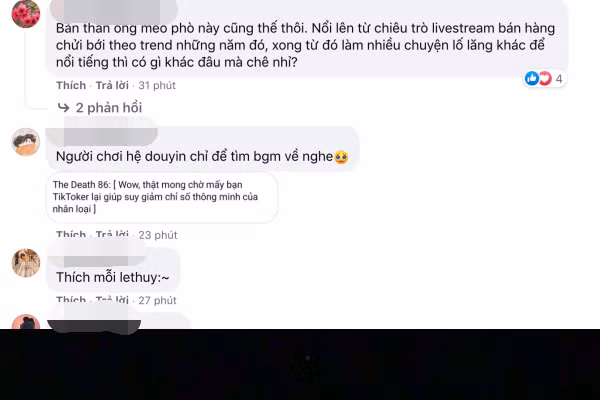 Hầu hết, cư dân mạng đều đáp trả ngược lại Phạm Thoại, bởi lẽ từ trước đến nay chàng trai này liên tục tung ra nhiều chiêu trò câu view để nổi tiếng, làm nhiều chuyện lố lăng không khác gì nhiều TikToker ngày nay.