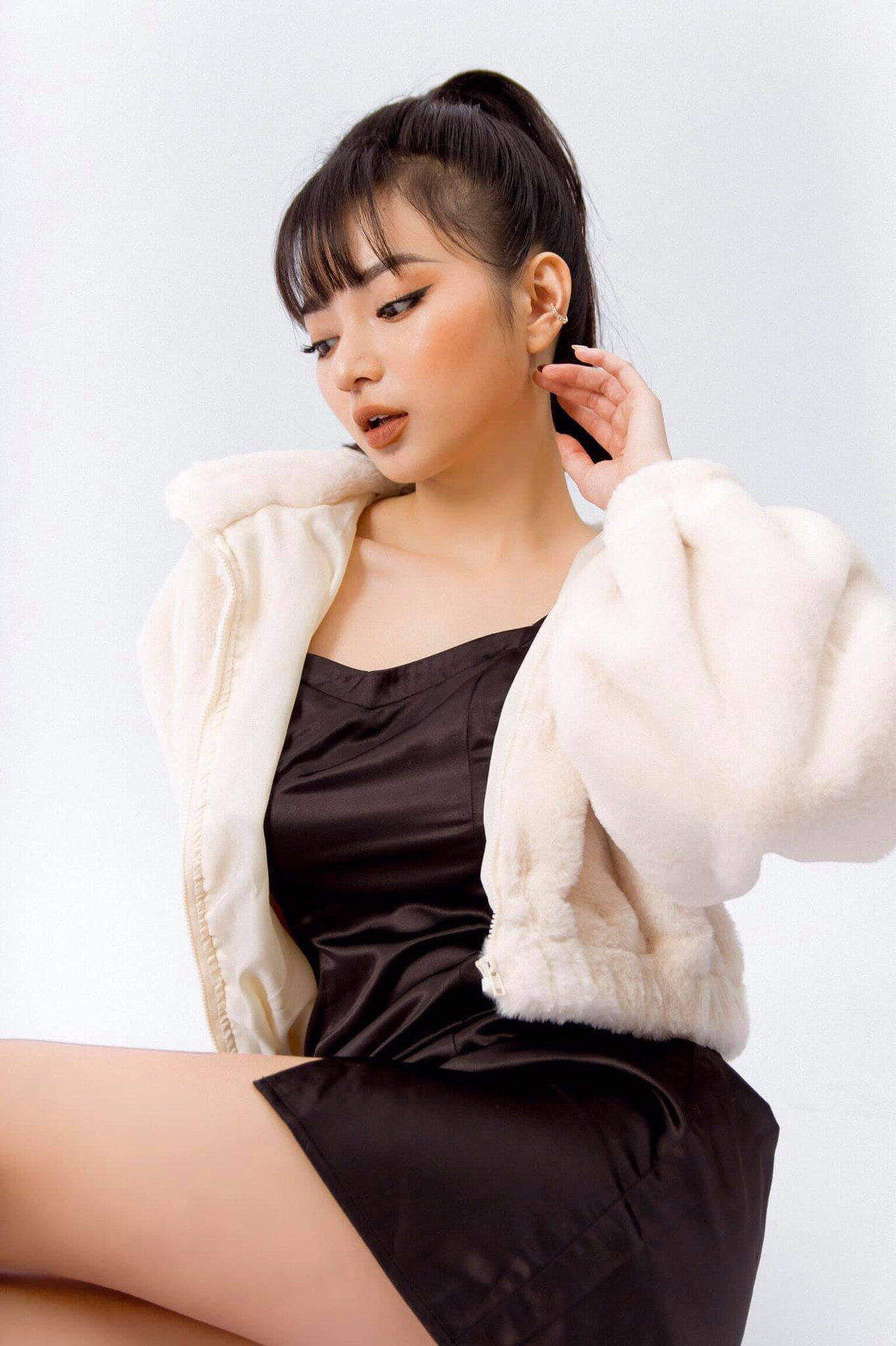 Tuy nhiên, cô nàng dần học được cách bỏ ngoài tai những nhận xét không hay ho đó. Cô nàng khẳng định vẫn sẽ làm những gì mình thấy đúng và thích.