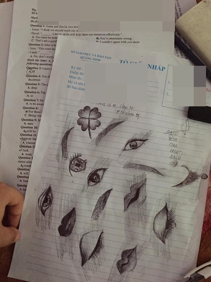 Loạt giấy nháp của thí sinh sau kỳ thi tốt nghiệp, đại học... được chia sẻ rầm rộ sau mỗi ngày thi.