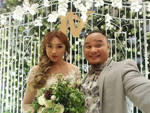 Vinh Râu và Lương Minh Trang đều là gương mặt hot trong giới trẻ. Chàng là diễn viên nổi tiếng của nhóm hài "nút kim cương" FAPtv, còn nàng là cô ca sĩ trẻ với nhiều bản hit.