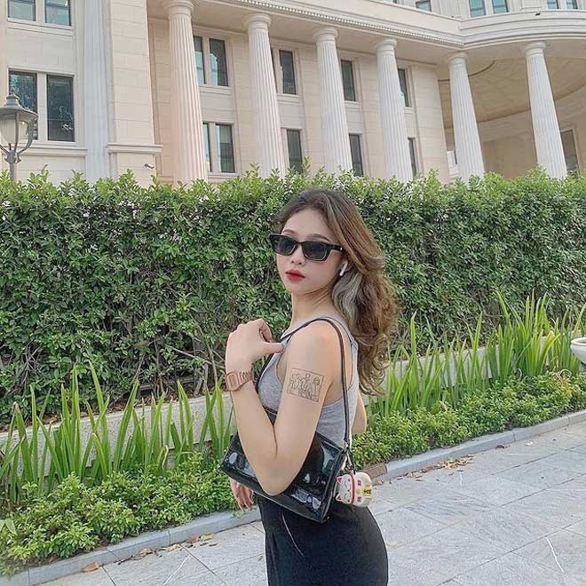 Cô nàng thường lựa chọn những phong cách thời trang cá tính, năng động.