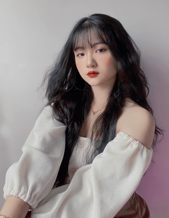 Với vẻ đẹp đáng yêu, Ngọc Tuyền đang là nữ TikToker được cộng đồng mạng săn đón những ngày qua.