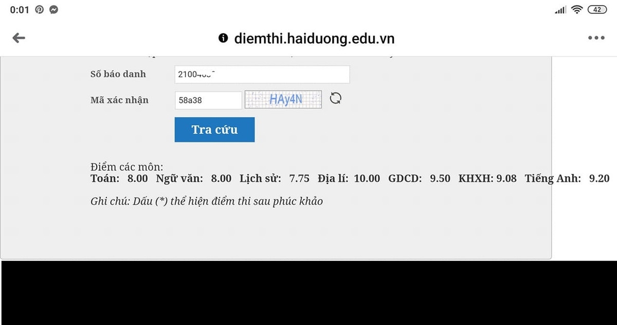 Bên cạnh niềm vui của nhiều thí sinh, thì một số sĩ tử khác lại tỏ ra có chút thất vọng vì điểm một số môn bị giảm so với dự tính.