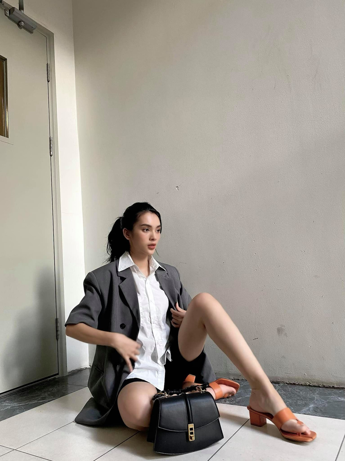 Ít ai biết Quỳnh Lương đã sớm kết hôn khi mới 18 tuổi và chỉ 2 năm sau đó đã ly hôn rồi chọn cách làm mẹ đơn thân. Ảnh: Tổng hợp