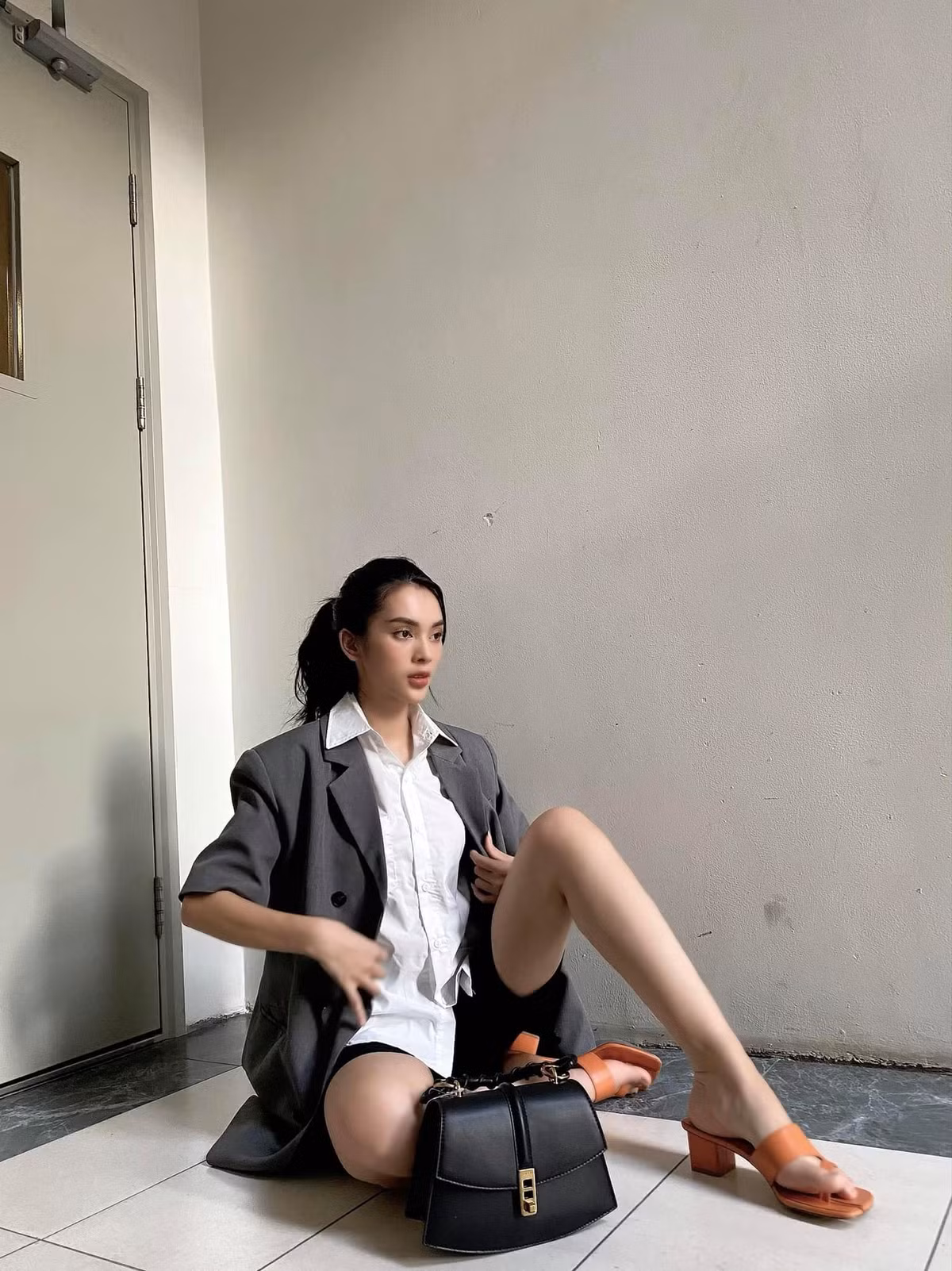 Ít ai biết Quỳnh Lương đã sớm kết hôn khi mới 18 tuổi và chỉ 2 năm sau đó đã ly hôn rồi chọn cách làm mẹ đơn thân. Ảnh: Tổng hợp