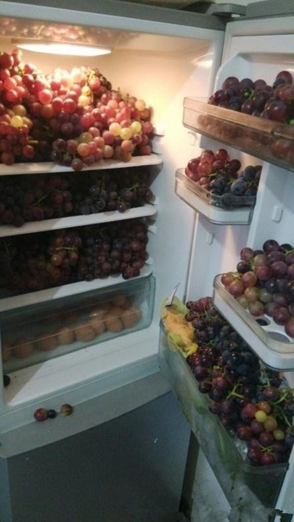 Không chỉ sầu riêng mà nho cũng được tích trữ luôn nhé.