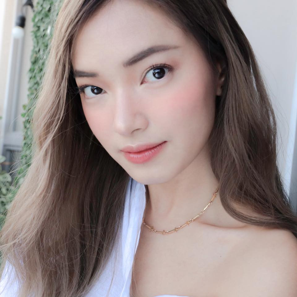 Gu thời trang chất lừ cùng thần thái high fashion giúp Châu Bùi ngày càng được công nhận.