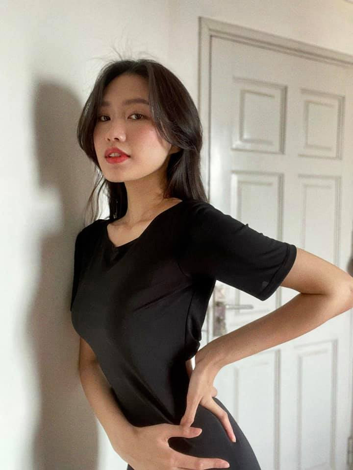 Không chỉ là một cô sinh viên Luật xinh đẹp, giỏi giang Doãn Hải My còn khiến nhiều người nể phục với khả năng ngoại ngữ của mình. Ảnh: FBNV