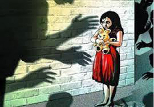 Bắt gã đàn ông xâm hại hàng loạt bé gái ở Sài Gòn Bát gã dàn ong xam hại hàng loạt bé gái ỏ Sài Gòn