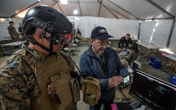 Lớp tập huấn sử dụng Công nghệ Head-up Display (HUD).