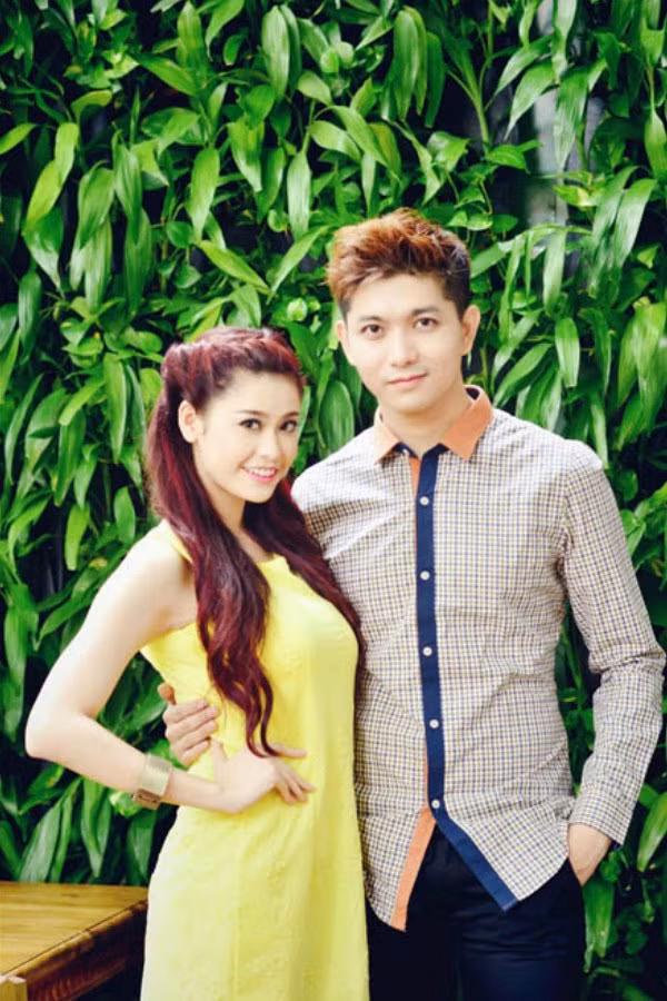 Phải đến khi bé Sushi ra đời, cặp đôi chính thức sống chung một nhà mà chưa công bố bằng một đám cưới chính thức.