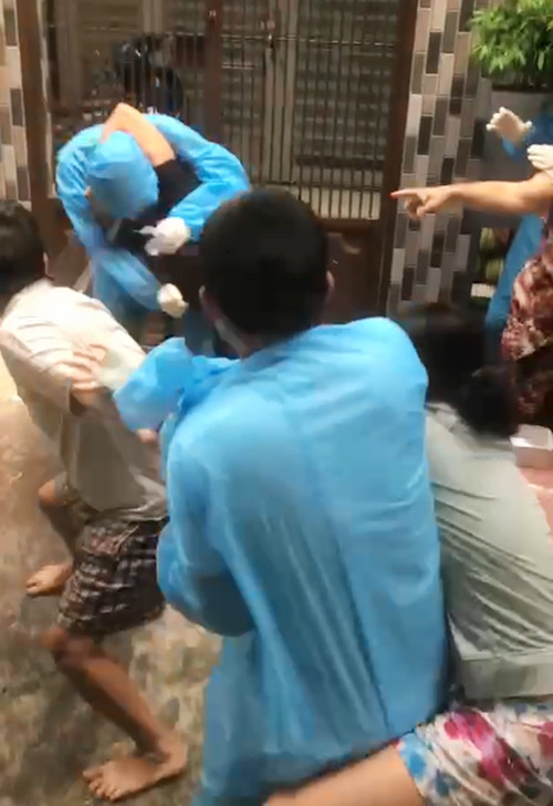 Ca nha danh nhan vien y te o TPHCM doi dien “an” gi?-Hinh-2