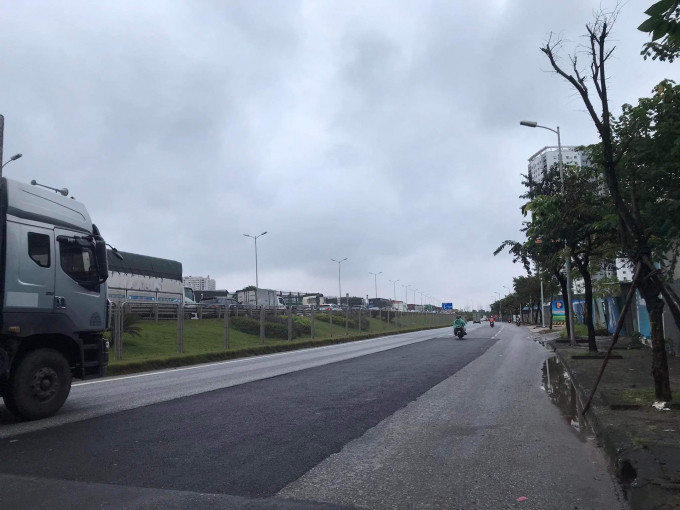 Nhiều người lựa chọn đi đường dưới vành đai để tránh ùn tắc.