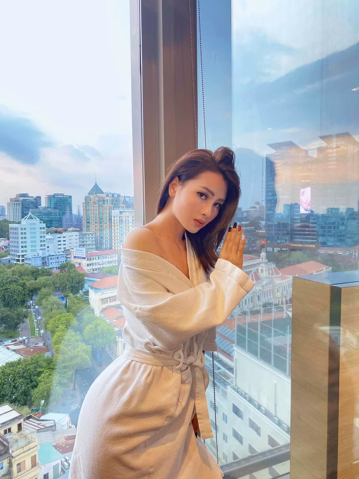 Nhan sac MC VTV trong '11 thang 5 ngay'-Hinh-13