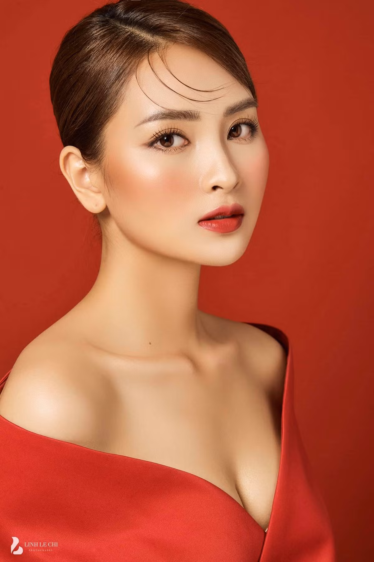 Nhan sac MC VTV trong '11 thang 5 ngay'-Hinh-8