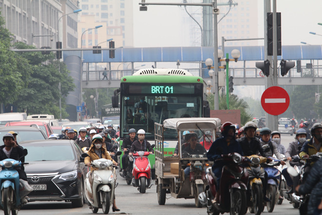 Mới đây, Thanh tra Chính phủ đã chỉ ra hàng loạt sai phạm tại dự án xe buýt nhanh BRT Hà Nội. Báo cáo này đã gây lãng phí ngân sách Nhà nước trên 15 tỷ đồng.