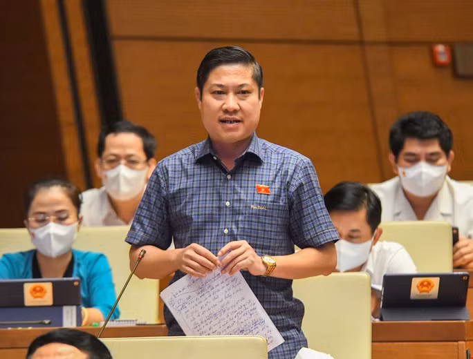 DBQH de nghi co quan dieu tra lam ro viec tu thien cua nghe si