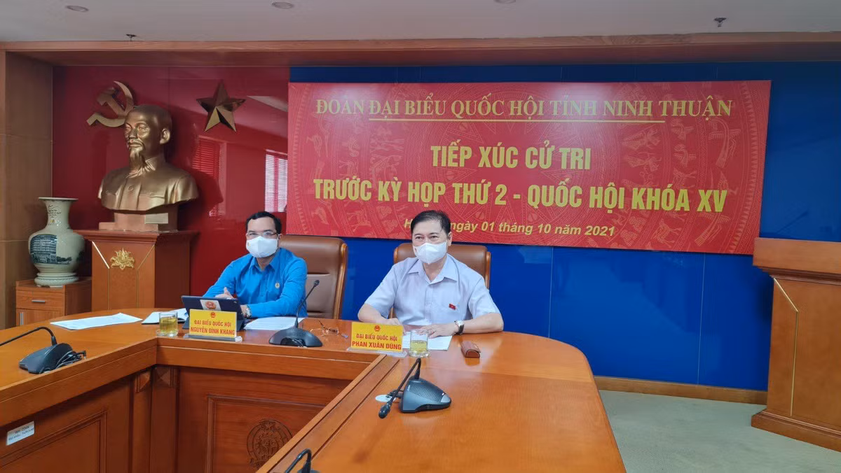 Chu tich VUSTA Phan Xuan Dung tiep xuc cu tri truoc ky hop thu 2 Quoc hoi khoa XV