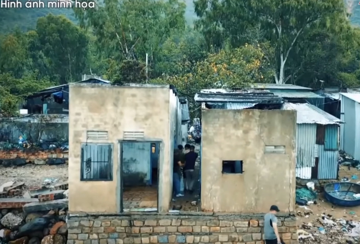 Cùng với việc ra quyết định tạm giữ hình sự, Cơ quan CSĐT Công an tỉnh Khánh Hòa đang lập thủ tục để khởi tố bị can và tạm giam Trần Quốc Dũng về tội “Giết người”, Trần Thị Mỹ Duyên về tội “Che giấu tội phạm”, đồng thời mở rộng điều tra làm rõ hành vi “Không tố giác tội phạm” của các đối tượng có liên quan.