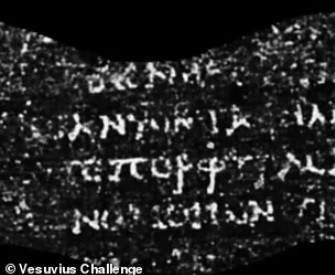 Cụ thể, các chuyên gia thuộc Đại học Kentucky (Mỹ) đã phát động "Thử thách Vesuvius" vào tháng 3 vừa qua và công bố hàng nghìn hình ảnh X-quang của các cuộn giấy Herculaneum bị đốt cháy hoặc bị carbon hóa. Thêm nữa, họ cung cấp một phần mềm trí tuệ nhân tạo chưa qua đào tạo có thể được sử dụng để diễn giải các bản quét.