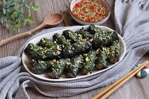 Bất ngờ loại rau cuộn thịt cực ngon, ăn đẹp da, ngừa bệnh xương khớp - Hình 4 Bat ngo loai rau cuon thit cuc ngon, an dep da, ngua benh xuong khop-Hinh-4