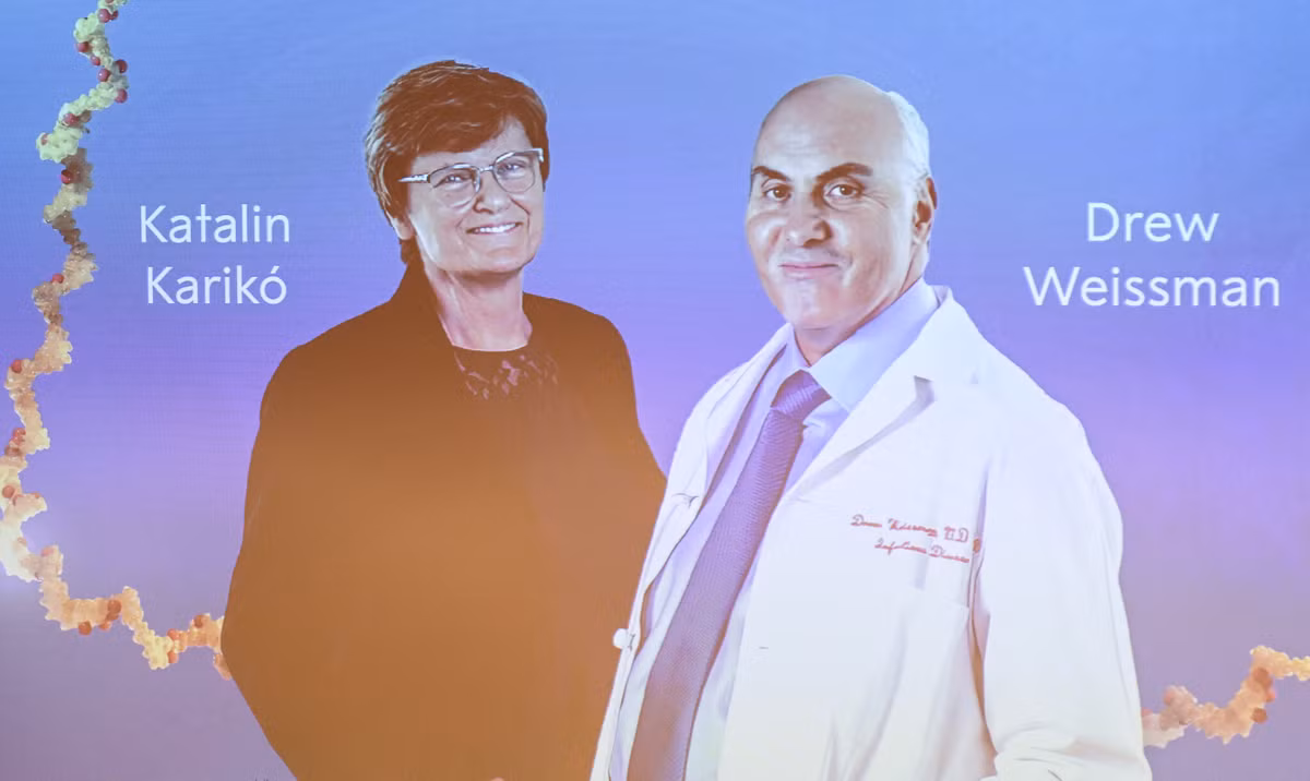 Với việc giành giải Nobel Y sinh 2023, hai nhà khoa học Karikó và Weissman sẽ nhận giấy chứng nhận, huy chương Nobel và tấm séc trị giá 1 triệu USD từ Vua Carl XVI Gustaf của Thụy Điển. Lễ trao giải sẽ được long trọng tổ chức tại Stockholm vào ngày 10/12.