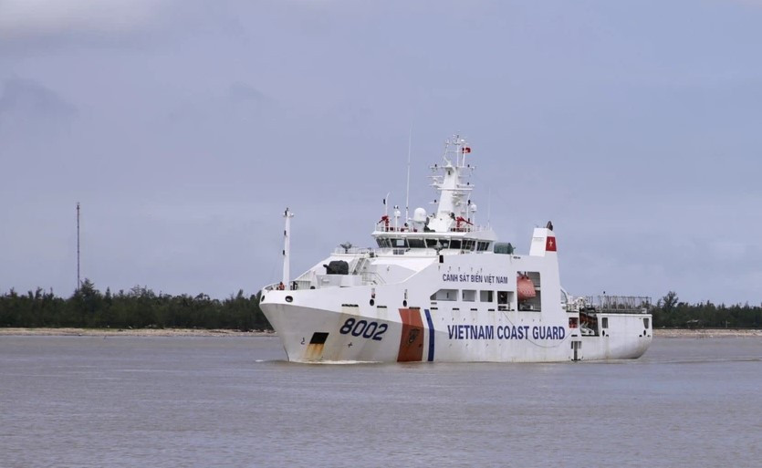 Hoả tốc yêu cầu tàu Cảnh sát biển đón 78 ngư dân gặp nạn - Hình 2 Hoa toc yeu cau tau Canh sat bien don 78 ngu dan gap nan-Hinh-2