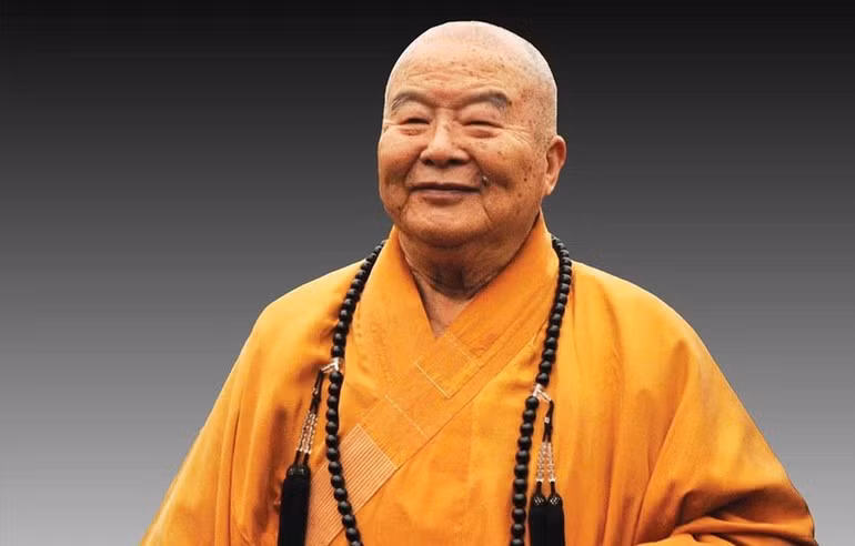 Đồng thời, Đức Trưởng Lão Hòa thượng Tinh Vân cũng là người sáng lập Hiệp hội Phật Quang Quốc tế với các hoạt động liên quan đến lĩnh vực văn hóa, giáo dục Phật giáo và xuất bản.