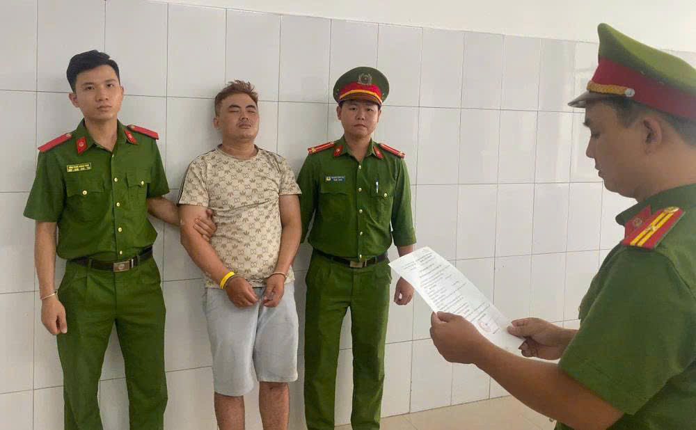 Khởi tố đối tượng sát hại bạn gái ở nhà nghỉ tại Đà Nẵng Khoi to doi tuong sat hai ban gai o nha nghi tai Da Nang