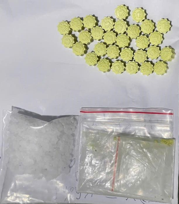 Giau boc ma tuy trong nguoi, nhung khong qua mat duoc 911 Da Nang-Hinh-2