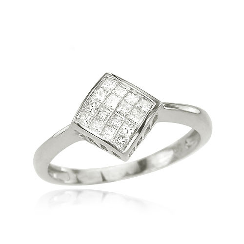 Nhẫn đính hôn gắn kim cương kiểu vuông cắt góc cho thấy chủ nhân là người năng động, ưa thích những cảm giác mới lạ. Ảnh: Bodyjewelrylive.