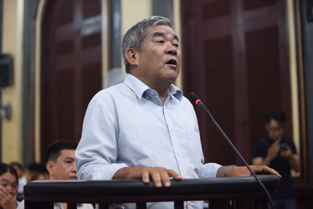 Bị cáo Hoàng Văn Thông - dược sĩ.