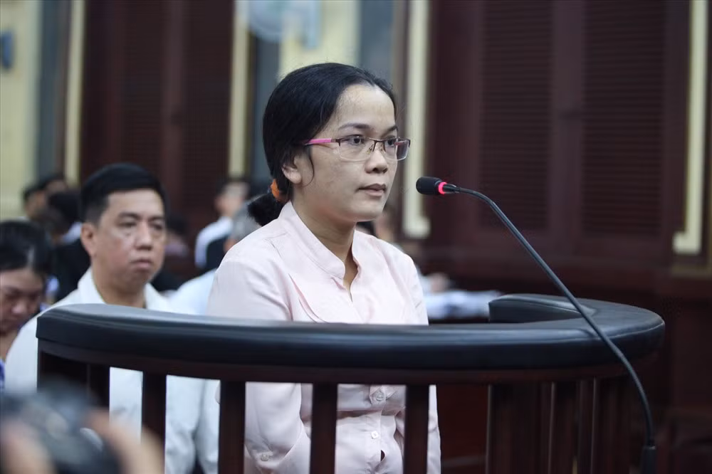 Bị cáo Lê Thị Vũ Phương - nguyên kế toán trưởng VN Pharma.