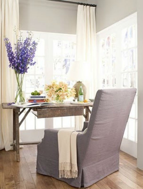 Mùi hương thoang thoảng của hoa oải hương kích thích trí não làm việc sáng suốt hơn, đồng thời xoa dịu những căng thẳng trong quá trình làm việc. Ảnh: Printest. (Bài viết chỉ mang tính chất tham khảo, cung cấp nội dung mang tính trắc nghiệm vui cho bạn đọc).