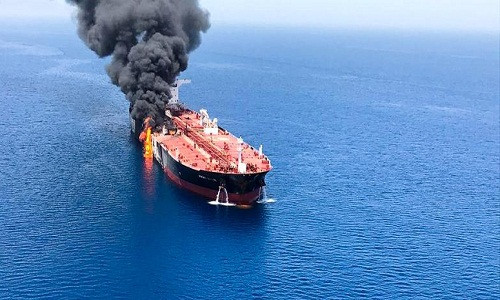 Tau cho dau bi tan cong: Quoc te phan ung trai chieu