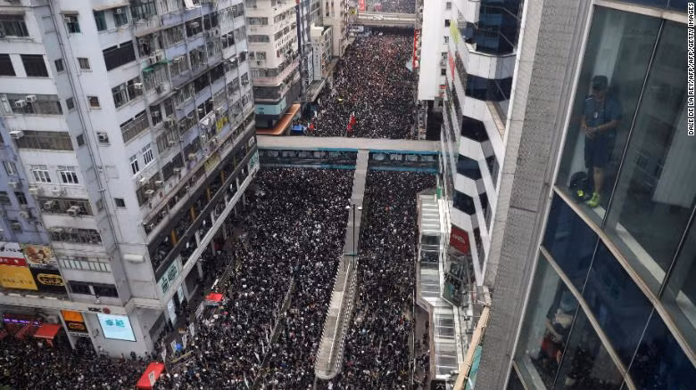 Toan canh cuoc bieu tinh 