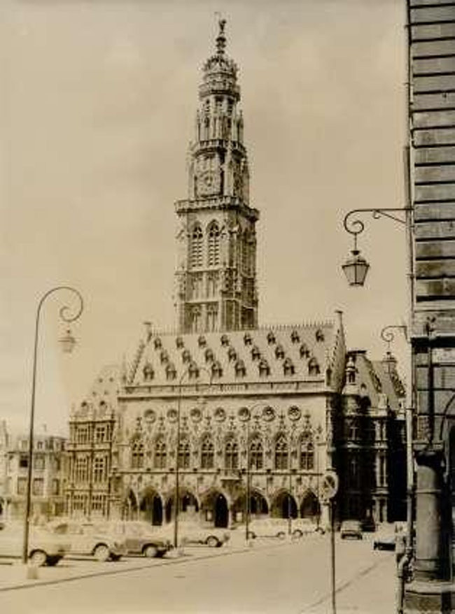 Khách sạn De Ville, Arras, Pháp trước Thế chiến I.