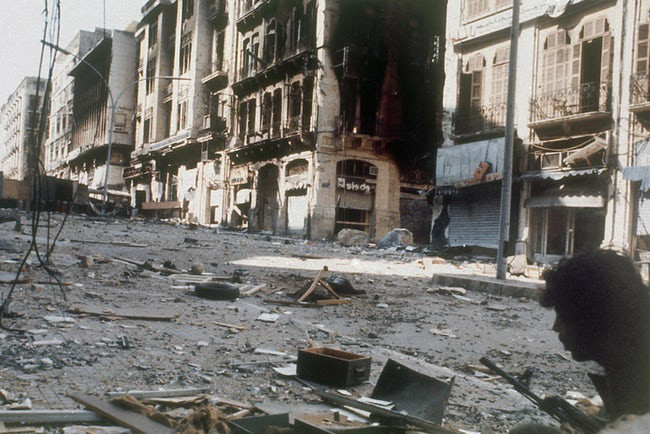 Vẫn là thành phố đấy nhưng là một khung cảnh khác sau cuộc nội chiến Lebanon.