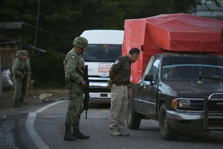 Chua kip toi My, nguoi nhap cu da bi “chan dung” tai Mexico-Hinh-6