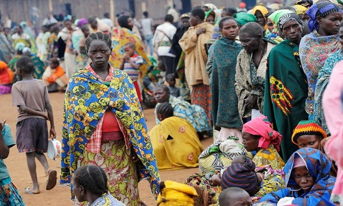 Đứng ở vị trí thứ 3 trong danh sách này là Uganda, với hơn 1,1 triệu người tị nạn, trong đó có khoảng 789 nghìn người đến từ Nam Sudan. Ngoài ra còn có người tị nạn đến từ Cộng hòa Dân chủ Công-gô, Burundi, Somalia và Rwanda.