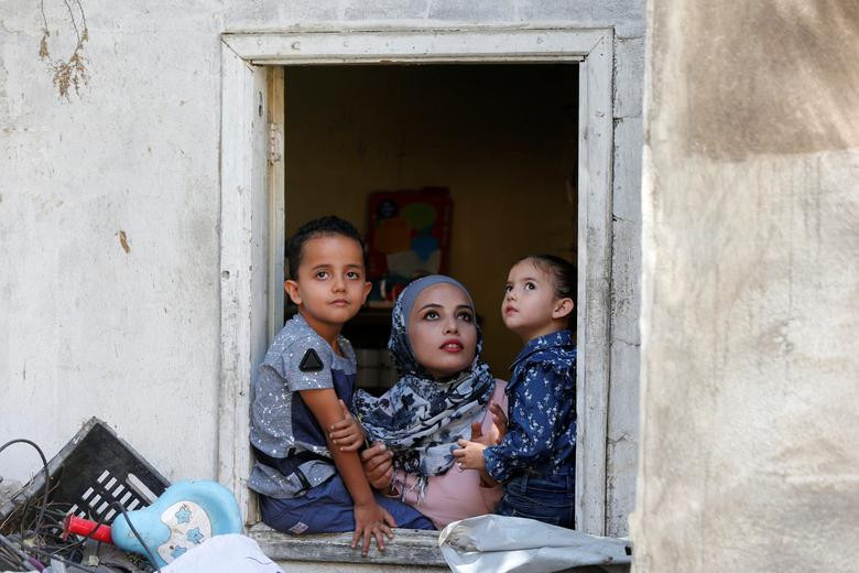 Đứng ở vị trí thứ 10 trong danh sách quốc gia có nhiều người tị nạn trên thế giới là Jordan, với 715 nghìn người và đa số họ đến từ Syria. Mời độc giả xem thêm video: Hành trình gian khổ của người tị nạn Syria trên đất Châu Âu (Nguồn: VTC14)