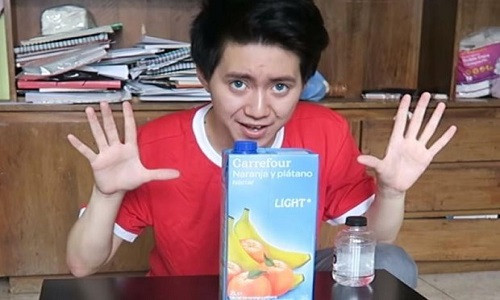 Ha nhuc nguoi an xin Tay Ban Nha, Youtuber nhan cai ket dang