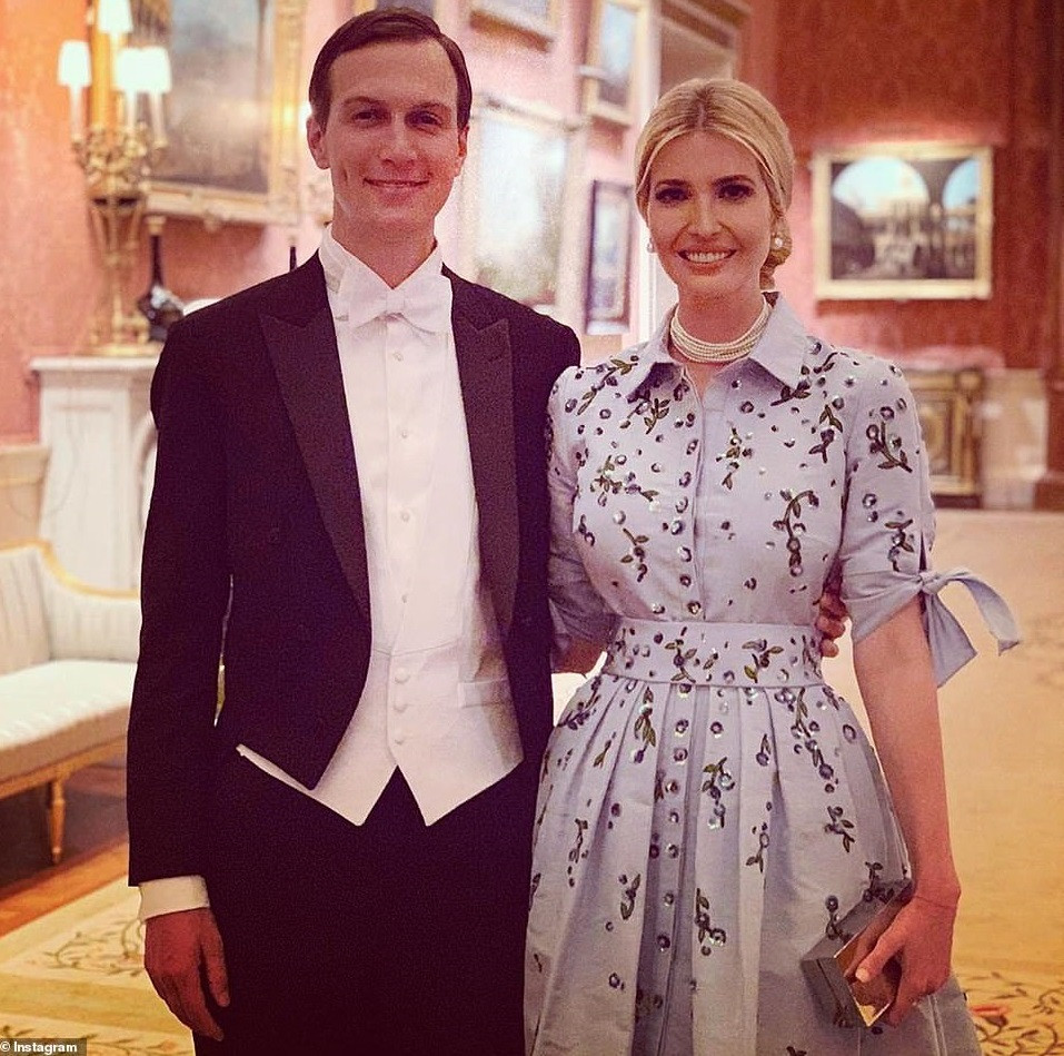 Ivanka và chồng, Jared Kushner, tay trong tay tới dự buổi quốc yến tối 3/6. Ảnh: Instagram.