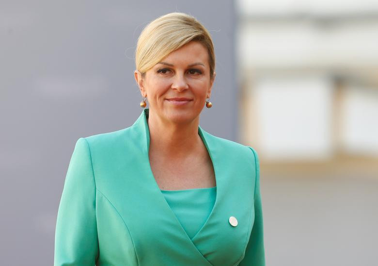 Tổng thống Croatia Kolinda Grabar-Kitarović sinh năm 1968 và bắt đầu đảm nhiệm vai trò Tổng thống Croatia từ ngày 19/2/2015. Tạp chí Forbes đã xếp hạng bà Kolinda là người phụ nữ quyền lực thứ 39 trên thế giới.